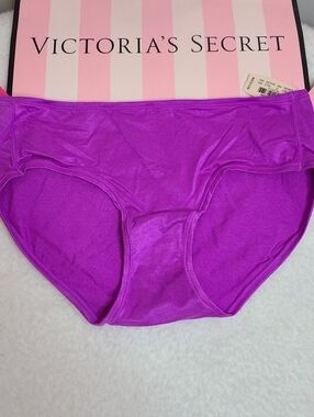 Y2K Victoria's Secret Fabulous Satin Hiphugger Panty Size M Purple